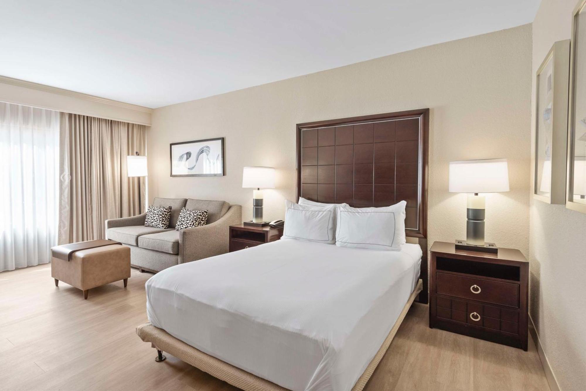 Doubletree By Hilton Columbus Hotel Eksteriør billede