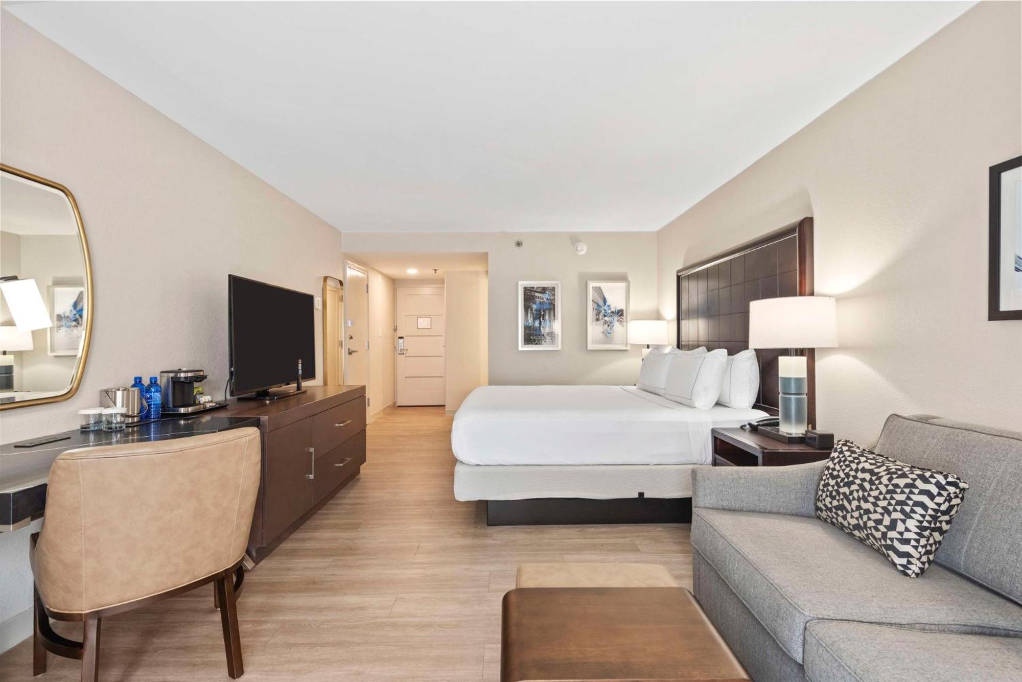 Doubletree By Hilton Columbus Hotel Eksteriør billede