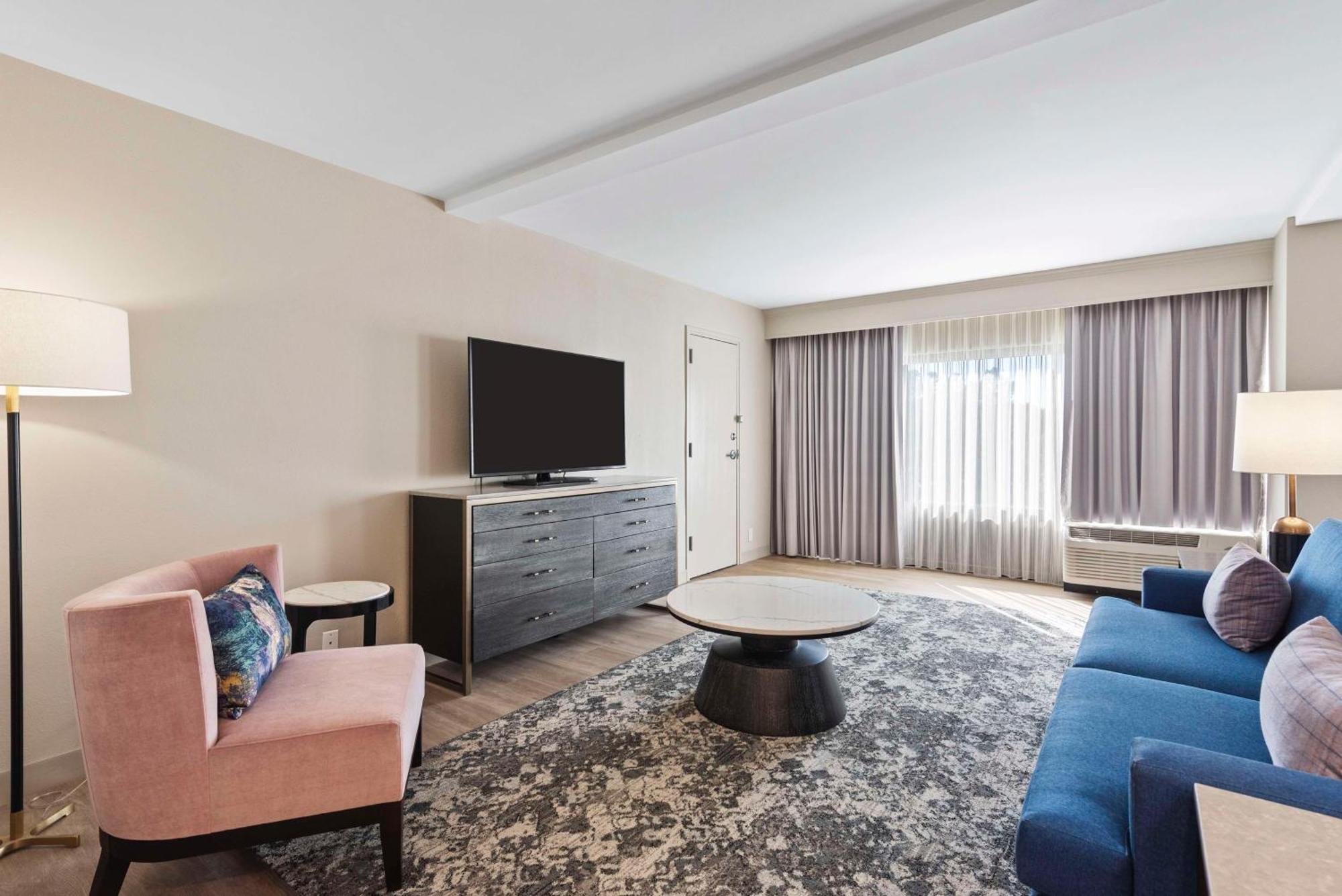 Doubletree By Hilton Columbus Hotel Eksteriør billede