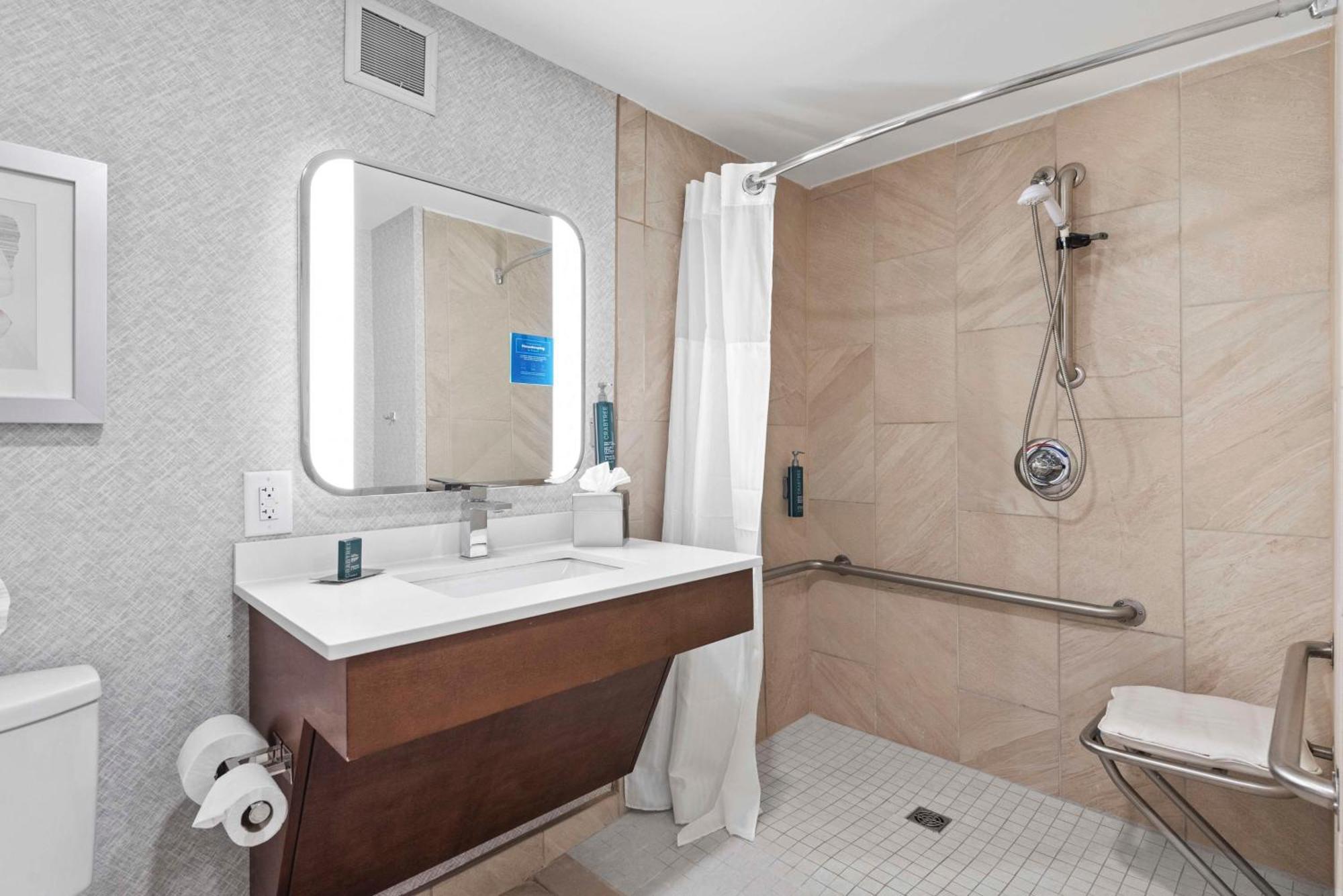 Doubletree By Hilton Columbus Hotel Eksteriør billede